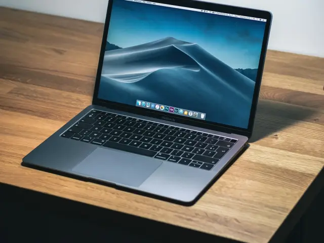 Apple MacBook Pro 14-Inch M3